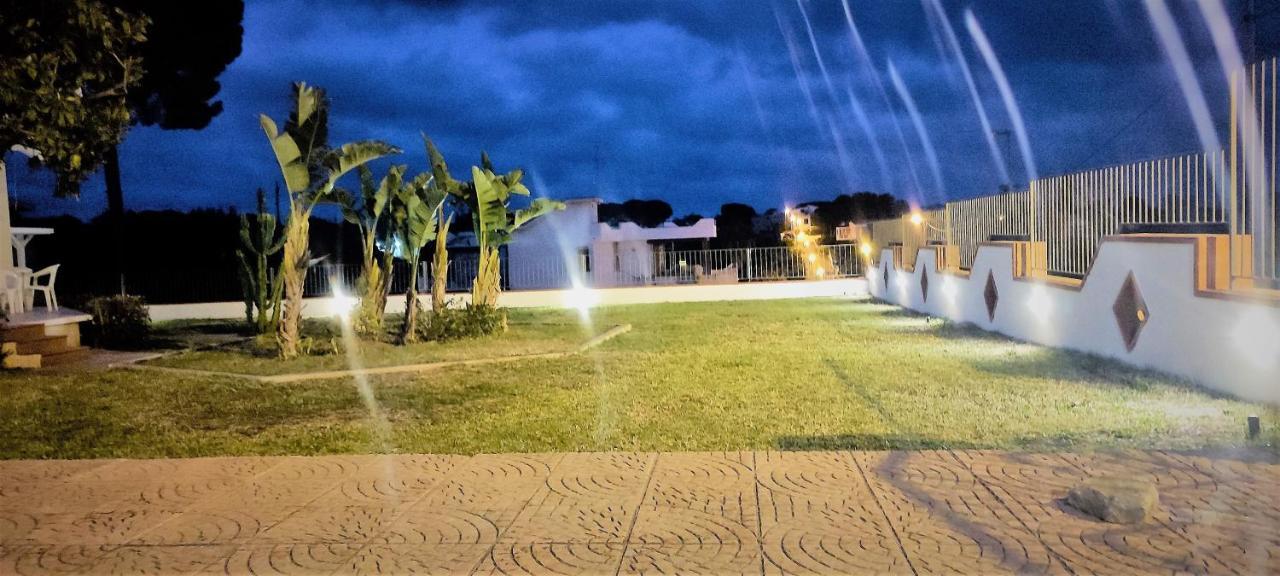 Appartamenti In Villa Polimnia Fontane Bianche Exterior foto