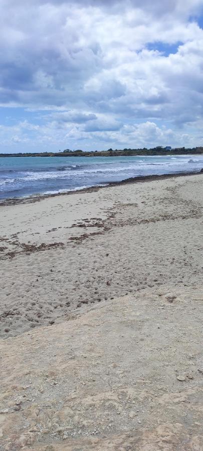 Appartamenti In Villa Polimnia Fontane Bianche Exterior foto