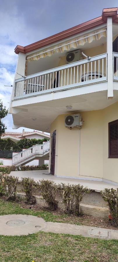 Appartamenti In Villa Polimnia Fontane Bianche Exterior foto