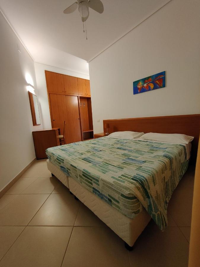 Appartamenti In Villa Polimnia Fontane Bianche Exterior foto