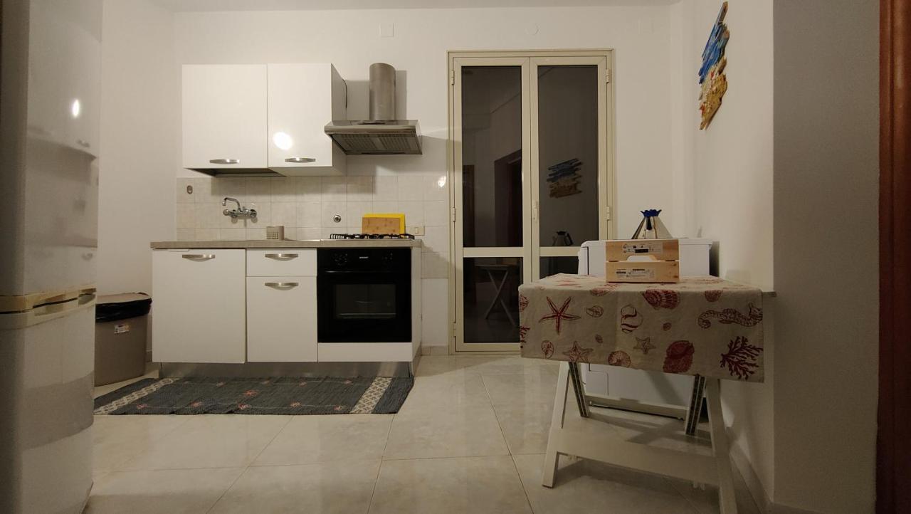 Appartamenti In Villa Polimnia Fontane Bianche Exterior foto